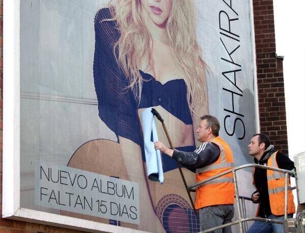 Shakira e La La La. În patru zile îşi lansează noul album