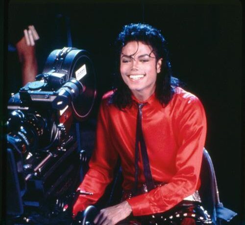 POZA ZILEI: Răpirea din Serai e istorie! Uite cum arată carpeta cu Michael Jackson