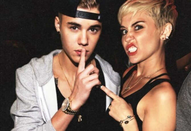 Asta e ultima! Miley Cyrus i-ar putea fi mamă vitregă lui Justin Bieber!