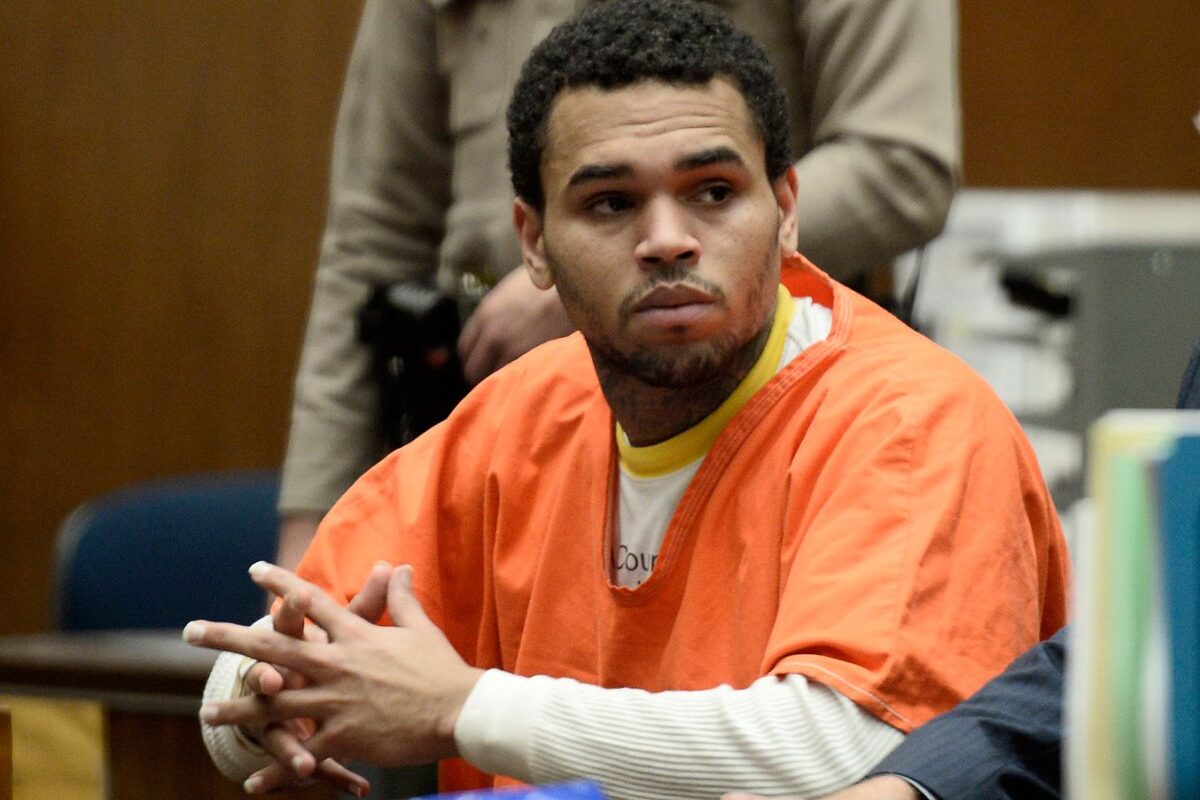 S-a dat sentinţa pentru Chris Brown: 131 de zile în puşcărie!