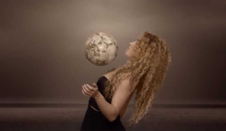 Shakira, Milan şi Pique în noul videoclip al Campionatului Mondial de Fotbal