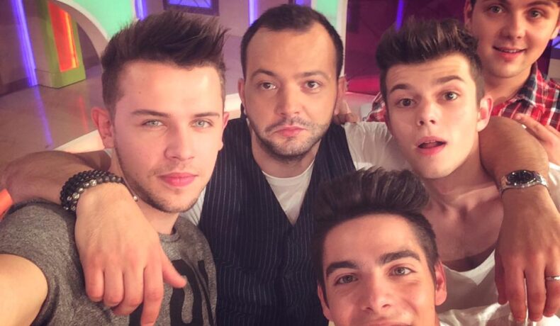 Toate fanele Maxim s-au speriat când au văzut ce selfie și-au făcut Bogdan, Marcus, Gabriel și Alexander