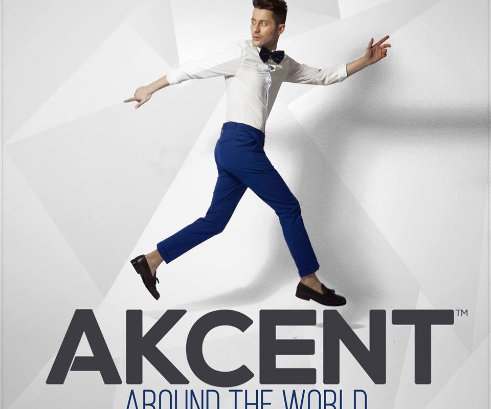 Akcent are cel mai mare turneu mondial al unui artist român