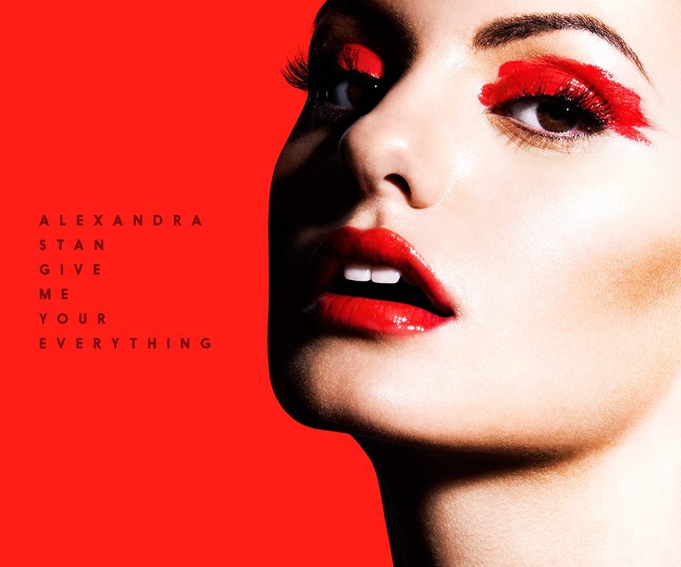 PIESĂ NOUĂ: Alexandra Stan – Give me your everything