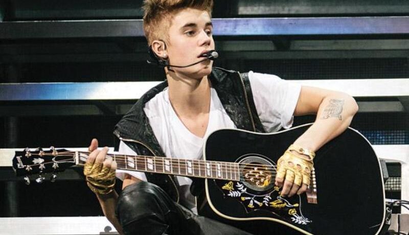 VIDEO LOL | Justin Bieber a început să cânte muzică country