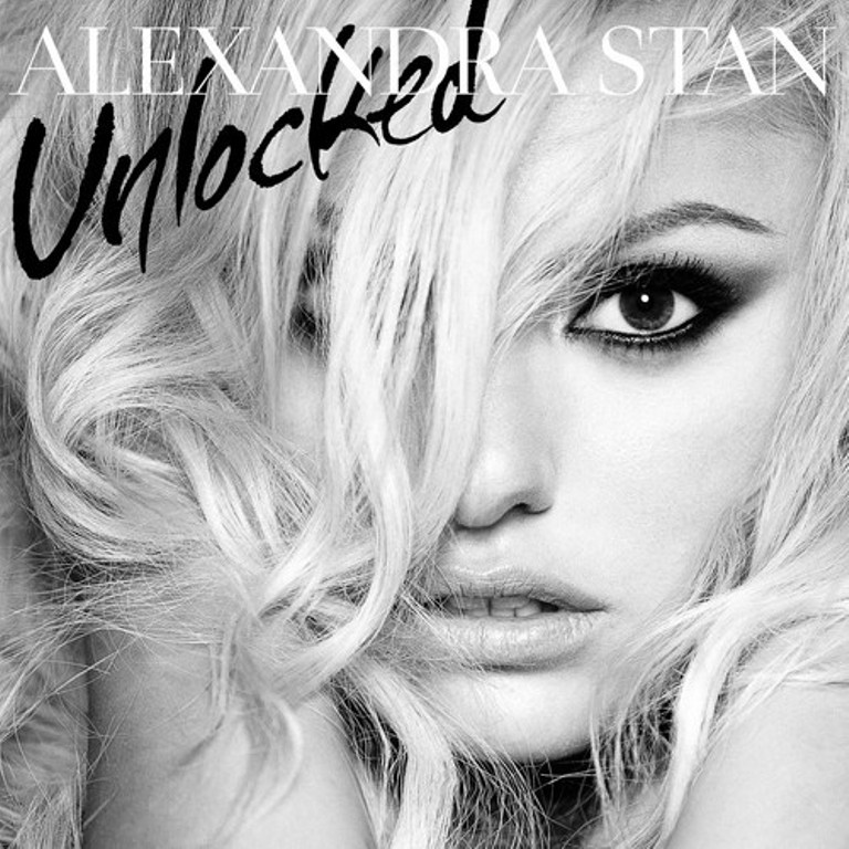 ALBUM NOU | Ascultă aici toate cele 15 piese ale Alexandrei Stan de pe albumul „Unlocked!