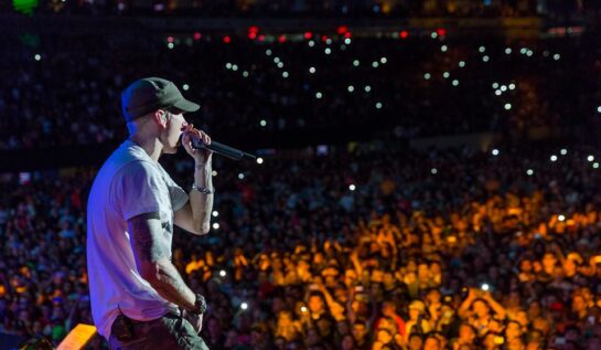 Piesa lui Eminem, „Guts Over Fear”, e soundtrack pentru promo-ul celui mai tare meci de box al anului