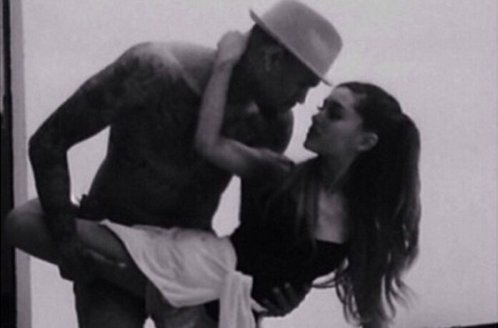 VIDEOCLIP NOU: Chris Brown feat. Ariana Grande – Don’t Be Gone Too Long