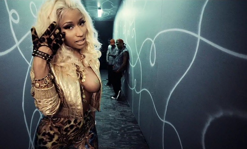 Nicki Minaj a postat o fotografie pe Instagram în care e aproape goală
