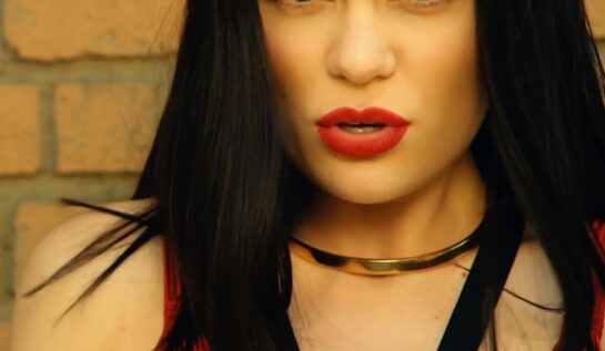VIDEOCLIP NOU | Jessie J feat. 2 Chainz – ”Burnin’ Up”