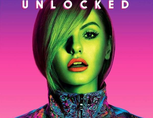 Alexandra Stan pregătește ediția internațională a noului album ”Unlocked”