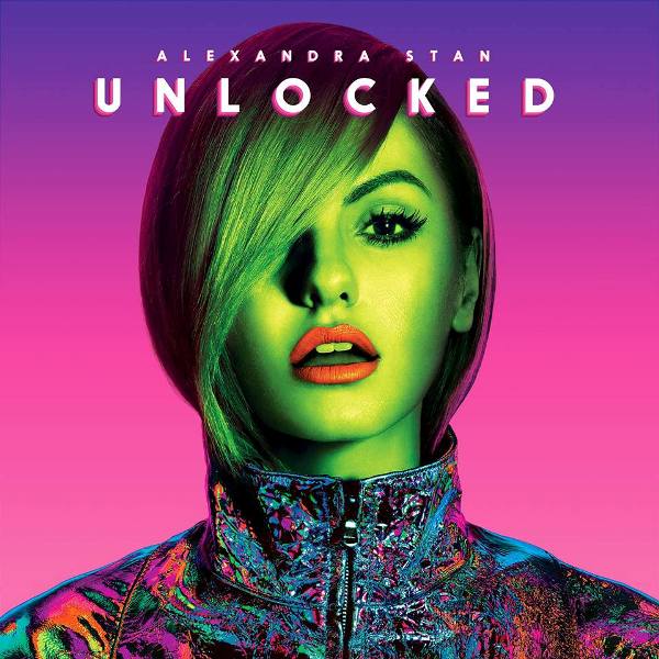 Alexandra Stan pregătește ediția internațională a noului album Unlocked