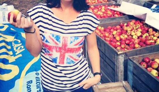 Ellie White a cumpărat 150 de kilograme de mere