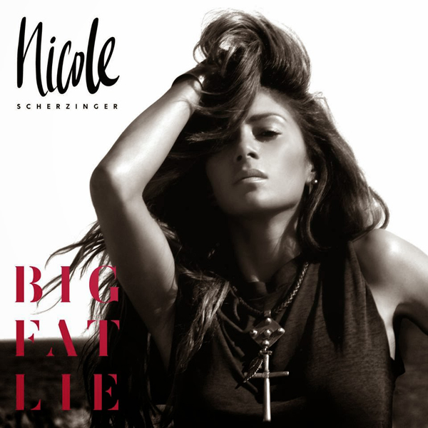 VIDEO: Nicole Scherzinger ne invită în culisele sedinței foto pentru albumul Big Fat Lie