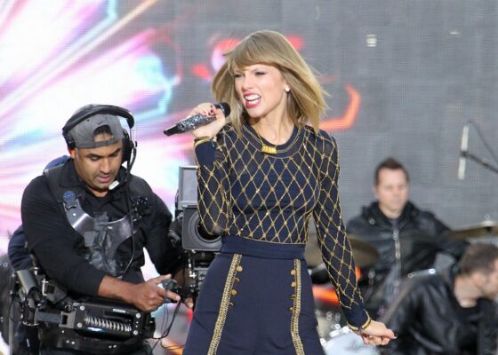 VIDEO: Taylor Swift a rupt norma la “Good Morning, America”