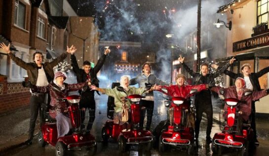 VIDEO FRUMI | One Direction şi-a luat cel mai tare baterist din lume