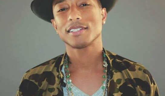 Pharrell a primit stea pe Hollywood Walk of Fame