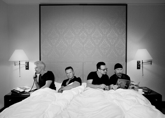 VIDEO FRUMI | Trupa U2 a lansat un videoclip nou!