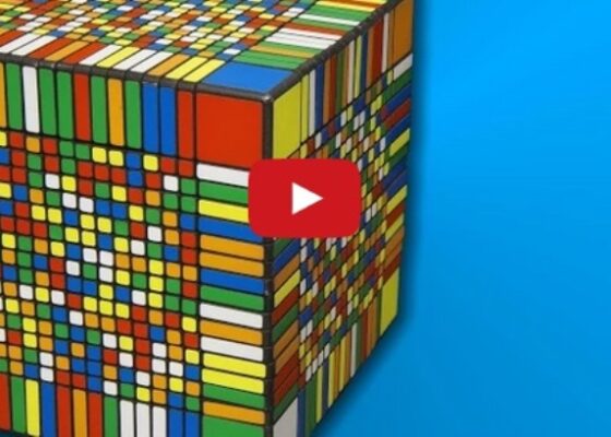 VIDEO OMG! El a stat 7 ore să rezolve cel mai greu cub rubic din lume!