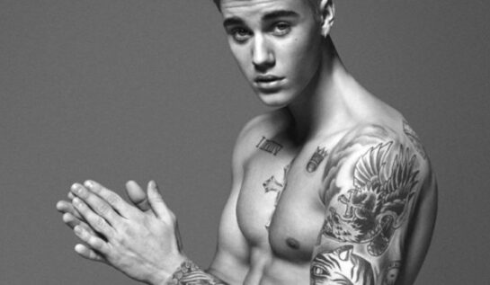 OMG! Uite cum arată cea mai nouă reclamă cu Justin Bieber fără PHOTOSHOP! E o mare diferență!