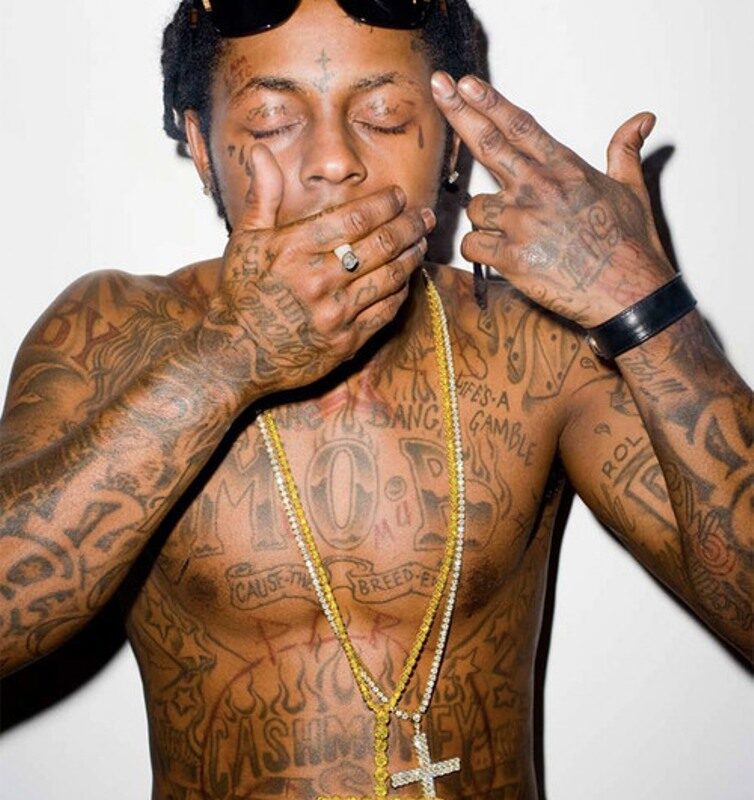 FOTO LOL! Ultimele tatuaje ale lui Lil Wayne întrec orice măsură!