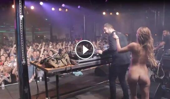 VIDEO LOL | Uneori e periculos să fii DJ! O tipă goală s-a urcat pe scenă!