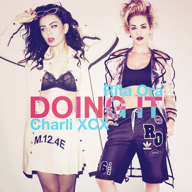 VIDEOCLIP NOU | Charli XCX ft.Rita Ora – Doing It