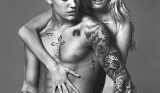 VIDEO OMG | Fanii lui Bieber vor înnebuni când vor vedea acest clip. Uite care e adevărul despre fotografiile lui photoshopate!