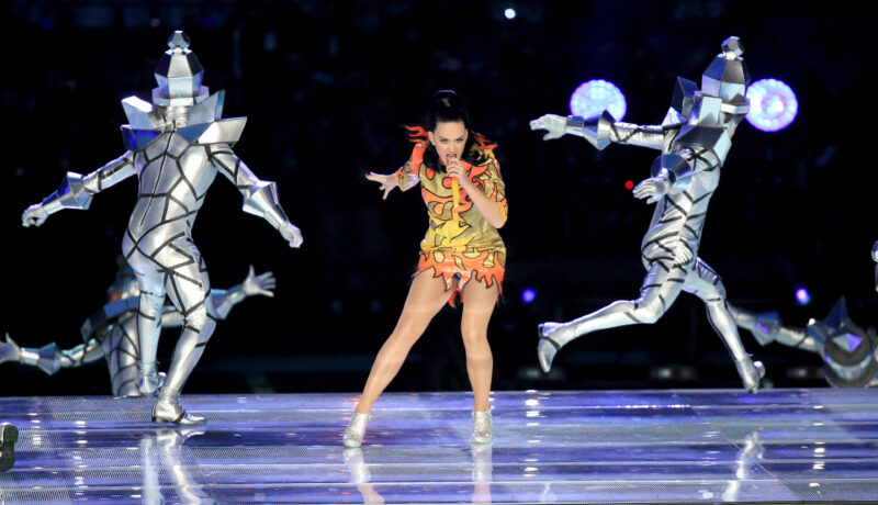 VIDEO HOT | Uite ce show au făcut Katy Perry, Lenny Kravitz și Missy Elliot la Super Bowl!