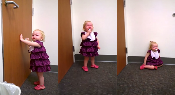 VIDEO LOL | O fetiţă de doi ani înnebuneşte când află că va avea o soră