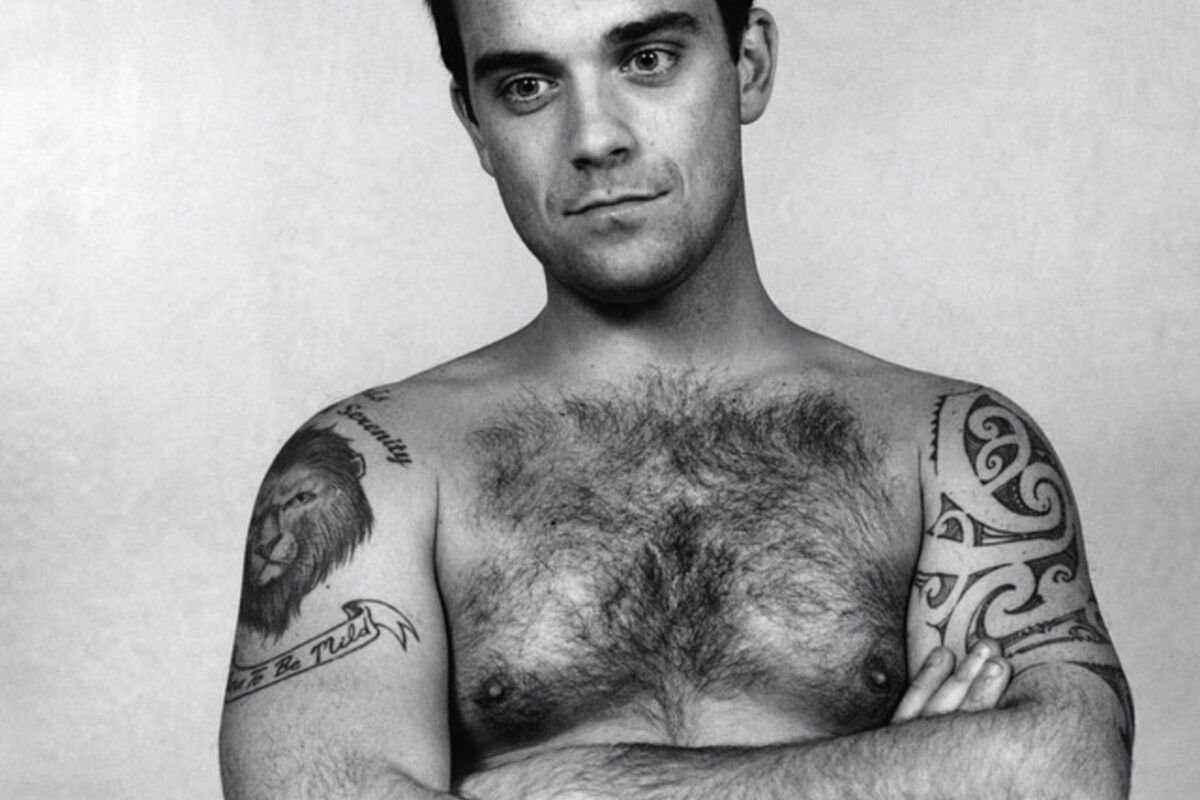 FOTO | Robbie Williams a primit cel mai tare cadou de ziua lui!