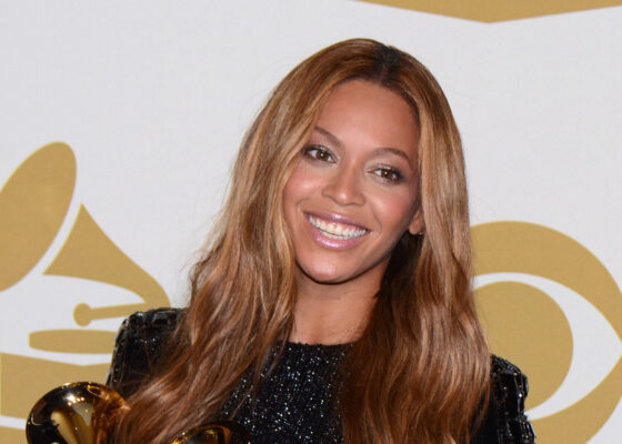VIDEO BETON | Beyonce a cântat în amintirea lui Stevie Wonder la premiile Grammy