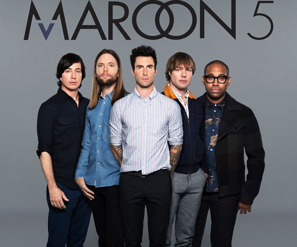 VIDEO BETON | Mii de oameni cântă „This Love” alături de Maroon 5. Ţi se va face pielea de găină
