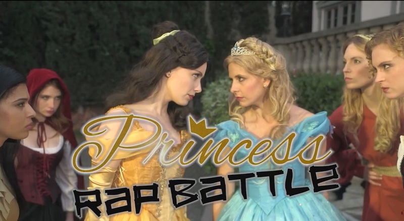 Prințesele Disney cântă rap! Vezi bătălia muzicală dintre Cenușăreasa și Belle