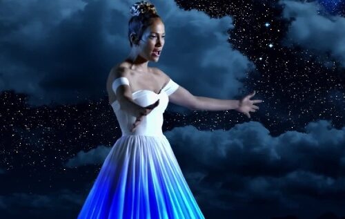 VIDEOCLIP NOU | Jennifer Lopez – Feel the Light