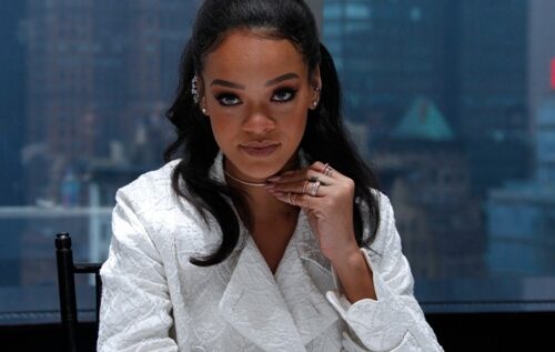 PIESĂ NOUĂ | Rihanna – B*tch Better Have My Money