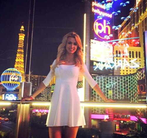 FOTO HOT | Andreea Bălan e în Las Vegas! Uite cum se distrează artista