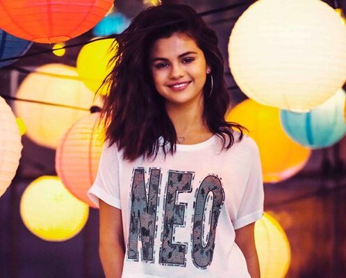 Selena Gomez e imaginea pentru campania de vară a unui brand foarte cunoscut!