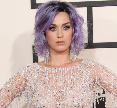 FOTO OMG | 13 cele mai extravagante ținute ale lui Katy Perry