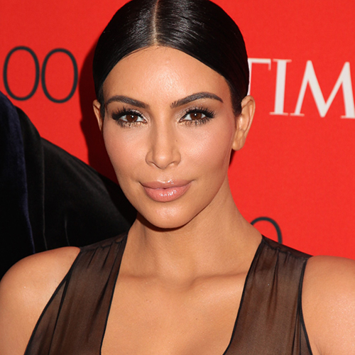 Kim Kardashian are grijă de copiii bolnavi din spitale