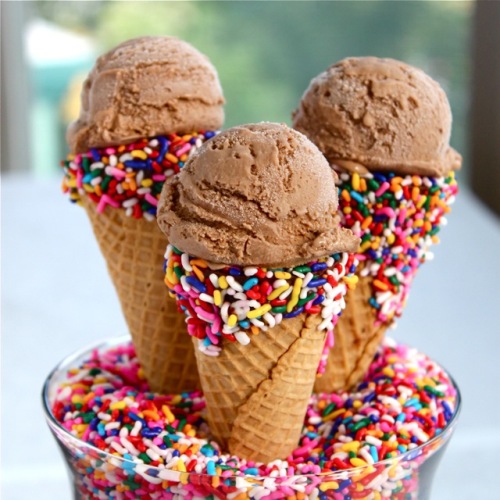 TOP 12 cele mai WTF arome de înghețată din lume