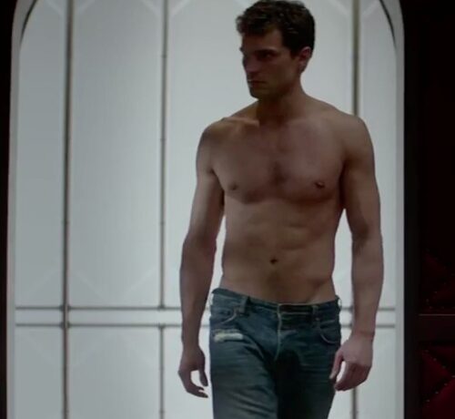 OMG! Mr. Grey renunță complet la haine în ”Fifty Shades Darker”. Vezi ce sumă fabuloasă va primi!