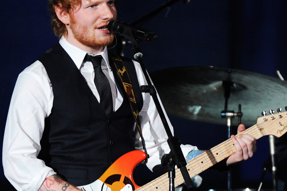 Ed Sheeran e favoritul cuplurilor! Vezi ce s-a întâmplat la concertul său!
