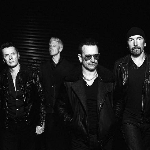 VIDEO: U2, concert inedit la metrou. Reacția călătorilor e demențială!