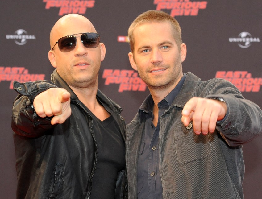 VIDEO: Vin Diesel a cântat din nou în memoria lui Paul Walker. A încheiat melodia în lacrimi!