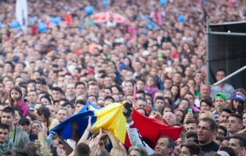Forza ZU: TOP 8 fotografii care arată că publicul de la Sibiu a fost FORZĂ! Forza ZU: TOP 8 fotografii care arată că publicul de la Sibiu a fost FORZĂ!