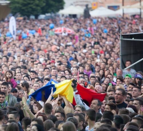 Forza ZU: TOP 8 fotografii care arată că publicul de la Sibiu a fost FORZĂ!