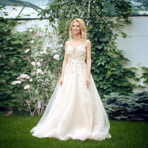 FOTO FORZA: Top 10 cele mai frumi rochii purtate de Andreea Bălan