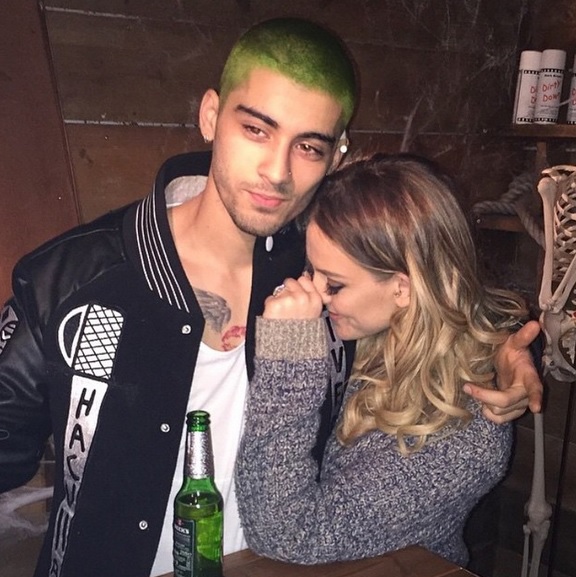 LOL! Zayn Malik, luat la „mişto” după ce şi-a vopsit părul verde. Cum îi stă mai bine? Broccoli sau Shrek?
