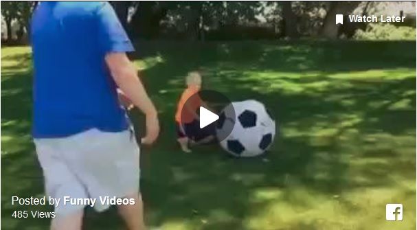 VIDEO VIRAL: Un tată ne arată cum NU ar trebui să te joci în parc cu cei mici!